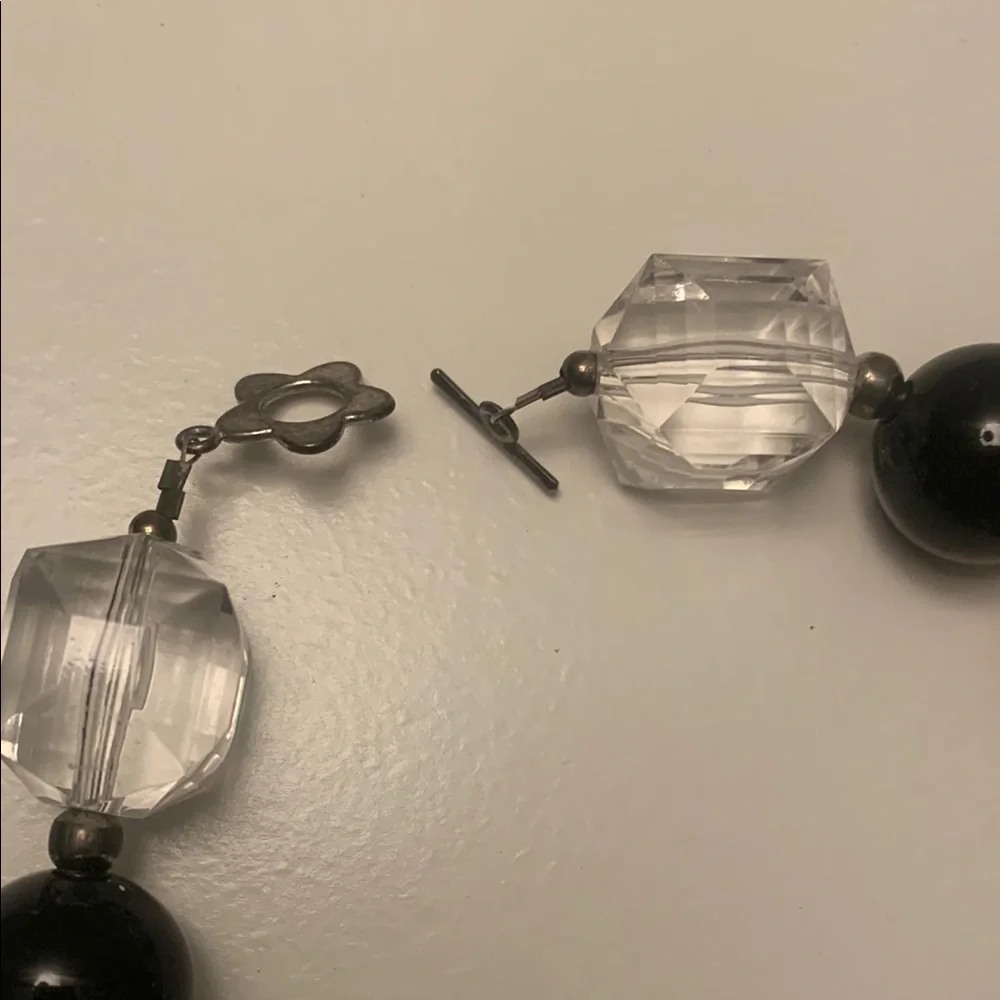 Chic Pink and Black Beaded Necklace with Pendant - Picture 12 of 12